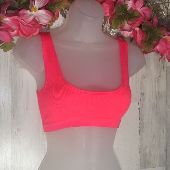 NWOT Free People Happiness Runs Scoop Neck Bra - Picture 11 of 13